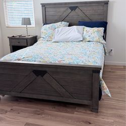 Bedroom set