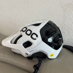 POC, Tectal Race MIPS Mountain Bike Helmet for Trail and All-Mountain Riding( Small /51-54 cm)