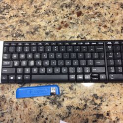 New Logitech wireless keyboard with accessories blue, white and pink with usb receiver. All like new functions great.