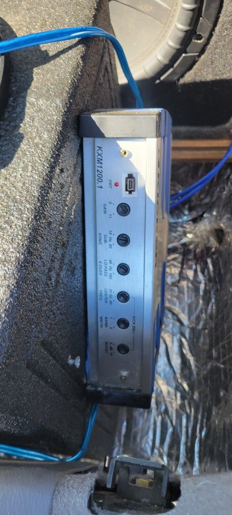 Kicker KXM1200.1 AMP