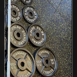 All Brand New Olympic Weight Sets With Barbell And Clips 