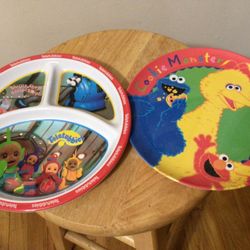 LOT-$5- 2-VTG ZAK DESIGNS SESAME STREET/TELLITUBBIES- MELAMINE  PLATES 8”