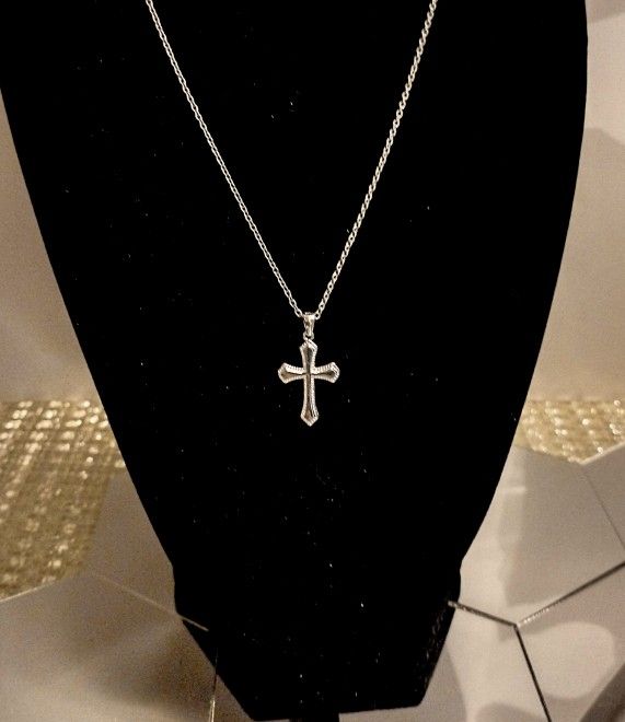925 Sterling Silver Cross Pendant