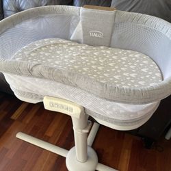Halo bassinet 
