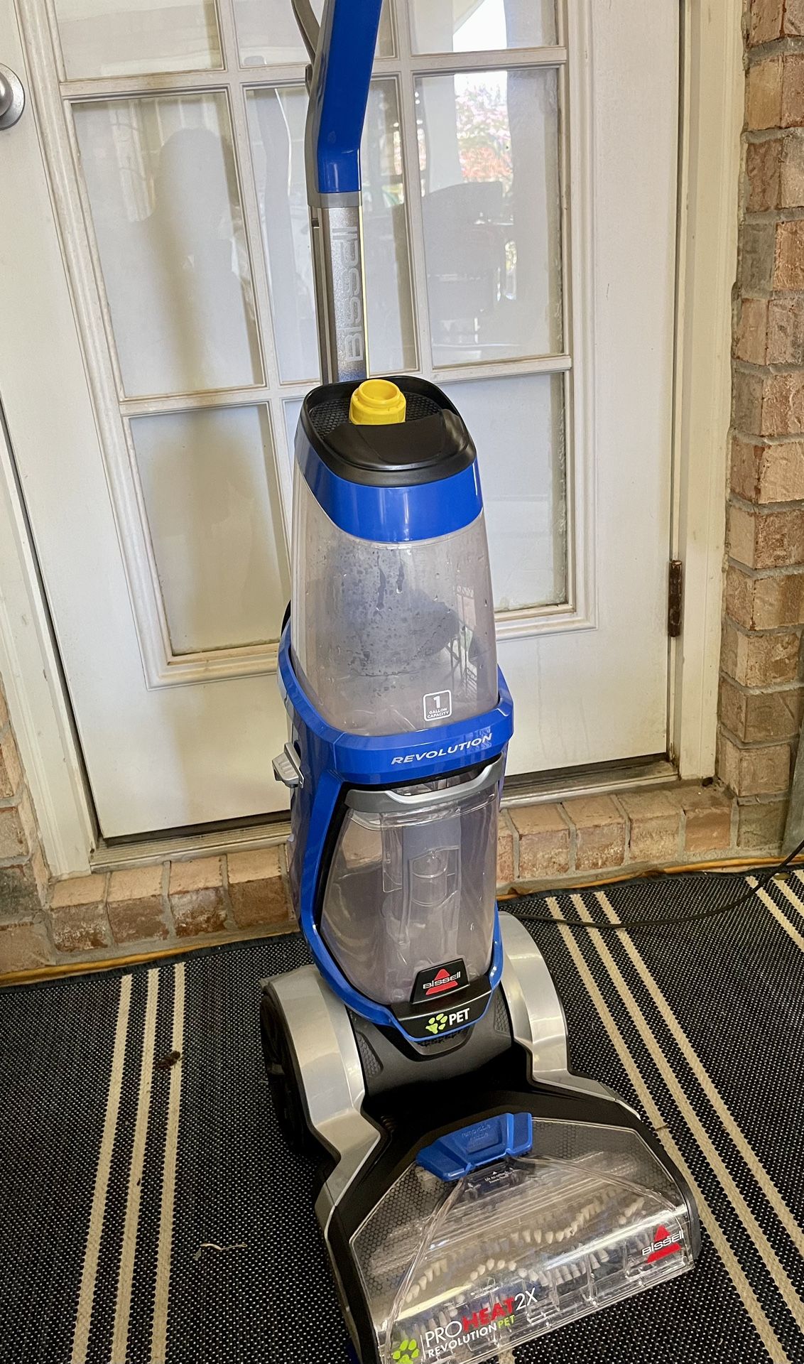 Bissell Revolution Carpet Shampooer