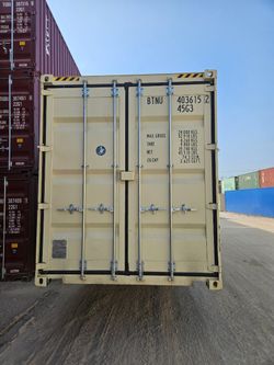 WIND & WATERTIGHT 20’ & 40’ SHIPPING CONTAINERS!