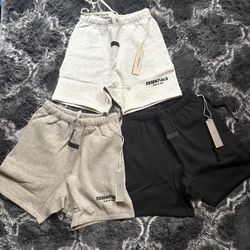 Essentail shorts 3 colorways (look at description)
