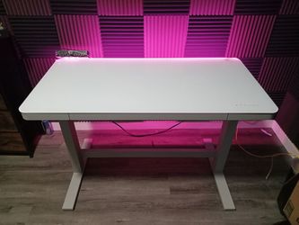 White Rising desk tempered glass top