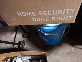 Simple Safe Home Security System 