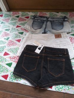 Girl short short