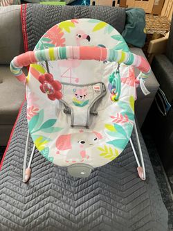 Bright starts bouncer/vibration