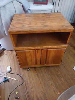 SMALL  SIDE TABLE