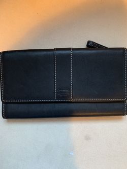 Brand new Woman’s Gucci Wallet Black