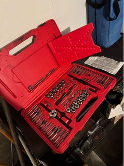 Snap-on 76-Piece Tap & Die Set, model TDTDM500A