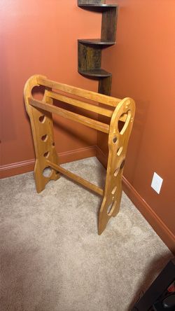 Custom Blanket Stand *like NEW