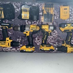 Dewalt DCD793/DCF840/DCD710/DCD980/ 5 Batteries 2 Chargers 1 Bit Box