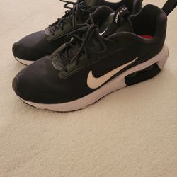 Nike Woman's 