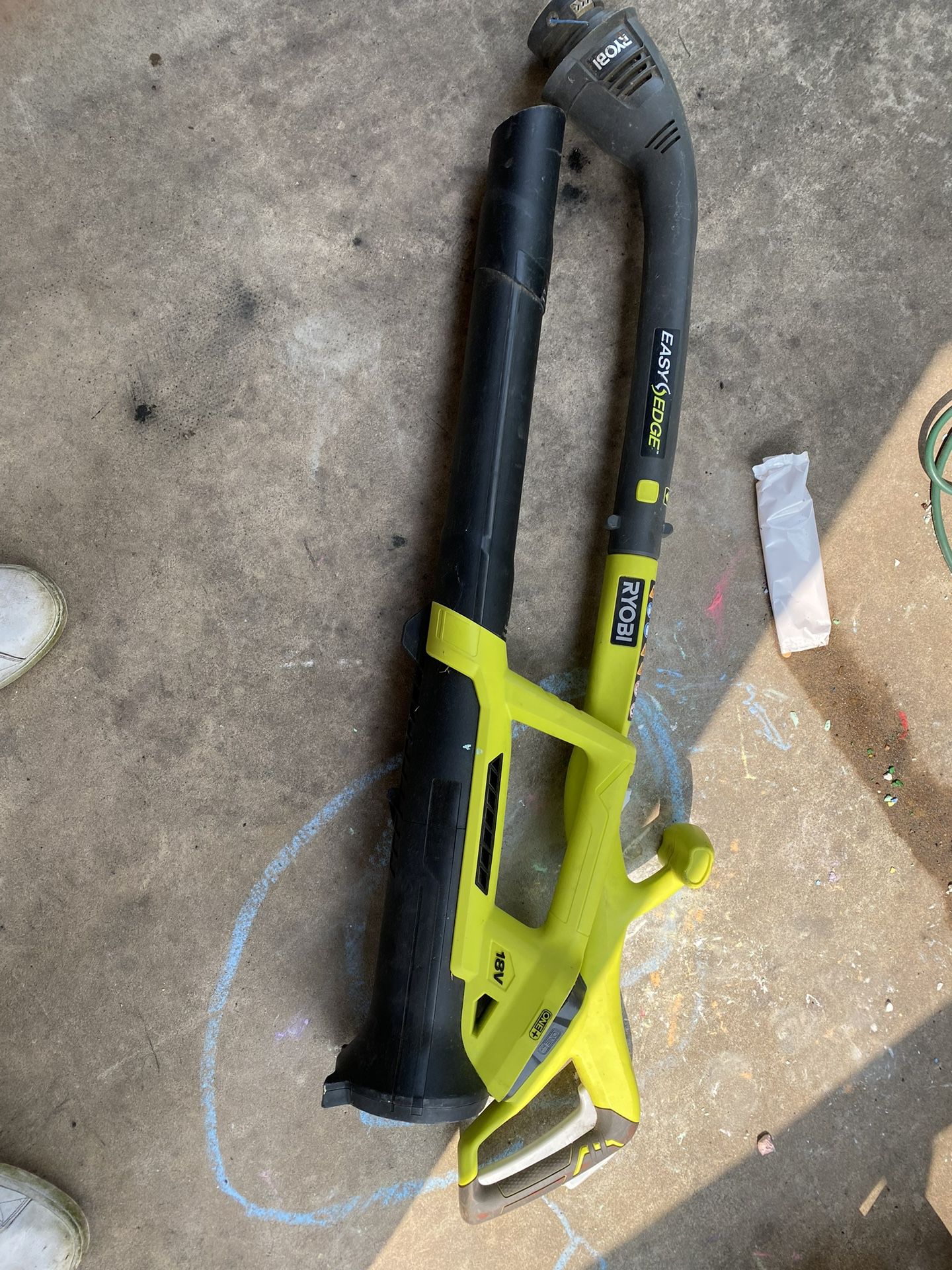 Cordless Ryobi Weed Eater And Leaf Blower. Needs Battery 