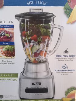 Licuadora Oster. De 700 watt con vaso de vidrio