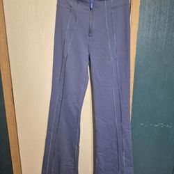 Lululemon Define Zip-Front High-Rise Flared Pant 