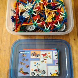 Big Case Full Of K-Nex 