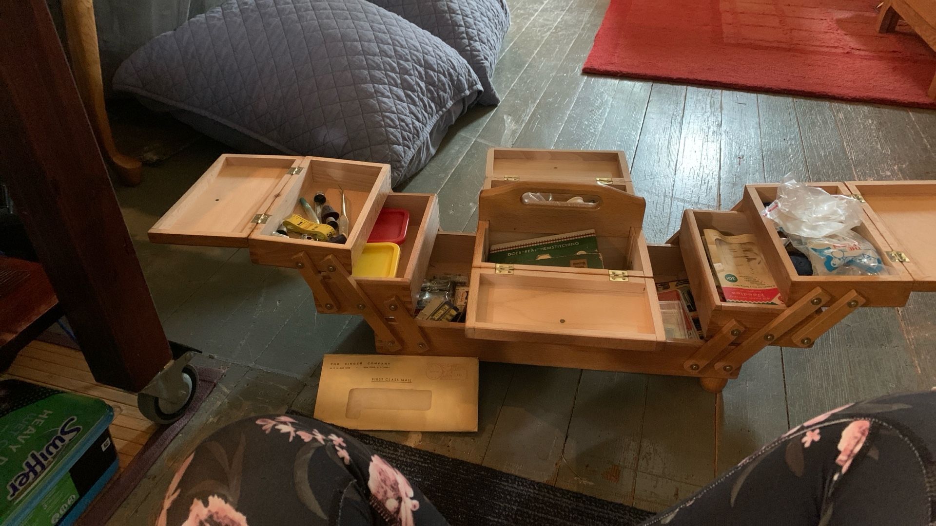 Singer Sewing Kit W/ Accessories Included