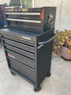 Husky Toolbox top and bottom