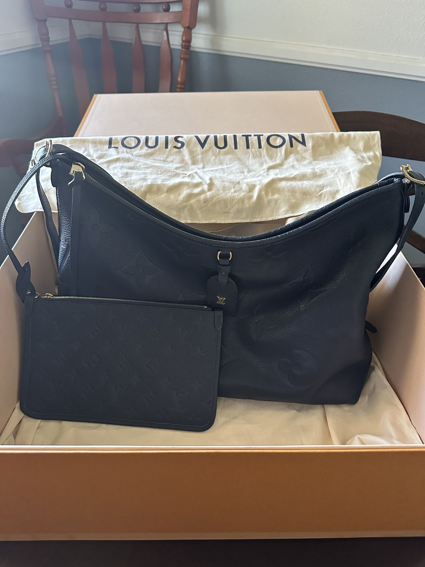 Louis Vuitton Carryall MM Navy