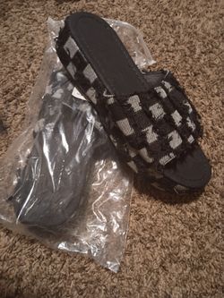 Women's shoes/dress slides