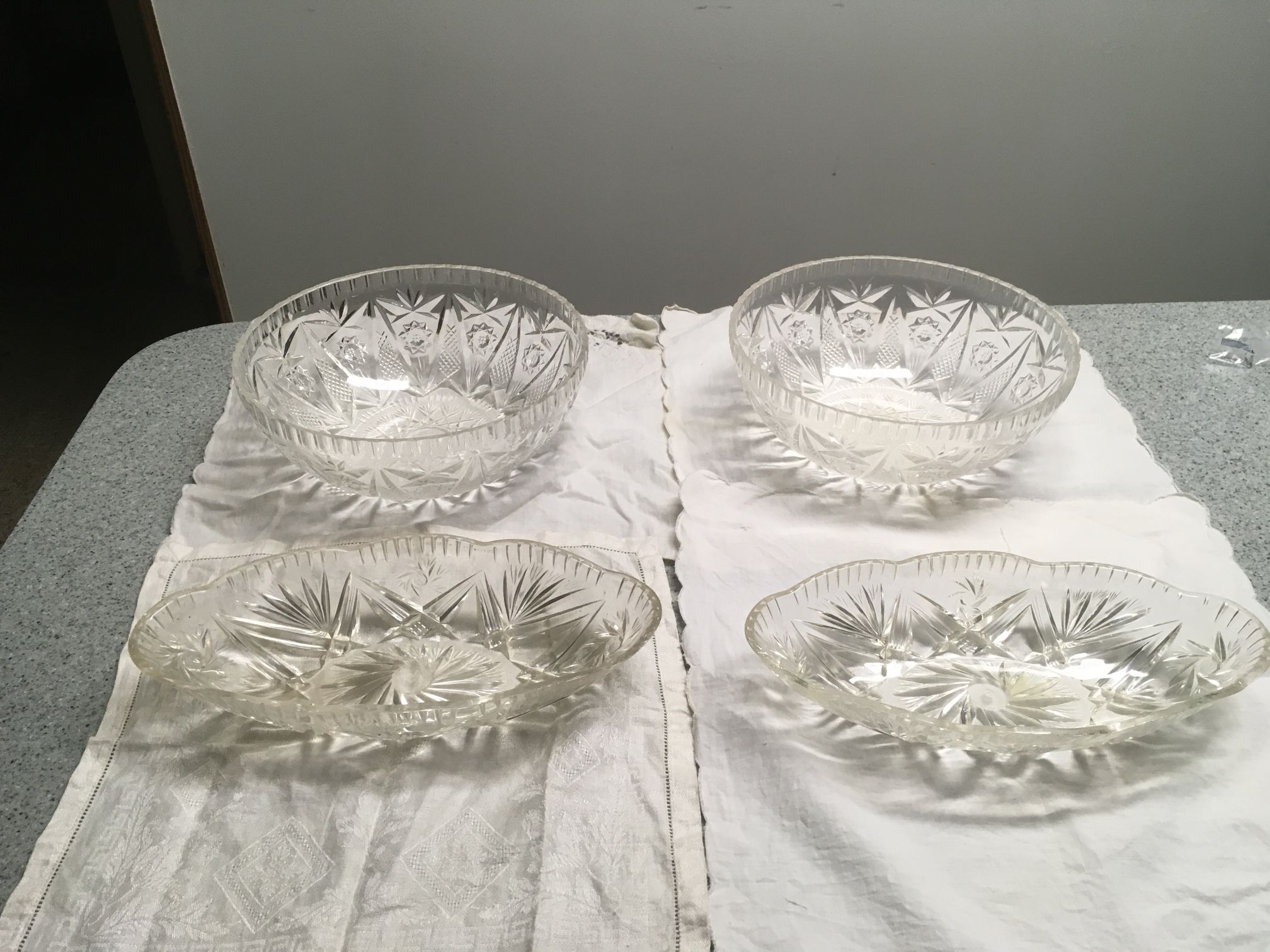 Party Bowls And Trays Cut Plastic To Look Like Cut Crystal 