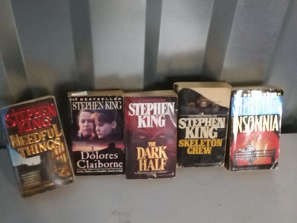 Stephen King Book; "Hearts In Atlantis"X2, "Delores Claiborne"X2, "Rose Madder",  "Needful Things",  "The Dark Half", "Skeleton Crew" &" Insomnia"