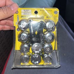 New MR LUGNUT "INSTALLATION KIT" 16 Lugs 30-3041 Bulge-Acorn 14mm-1.5