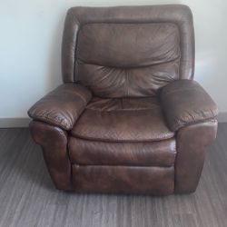 Reclining chair 