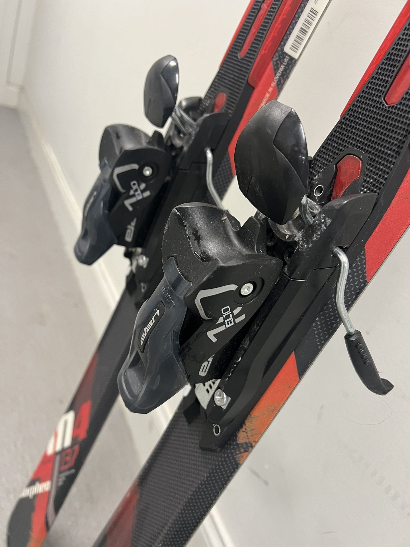 ELAN MORPHEO 4 Skis M4 13.7 160cm with ELAN EL10 Bindings