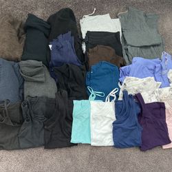 Huge 19 Piece Women’s Size Medium Lot - GAP, Old Navy, Apt 9