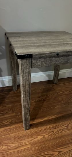 Side  table