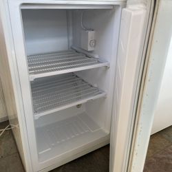 Freezer, Small