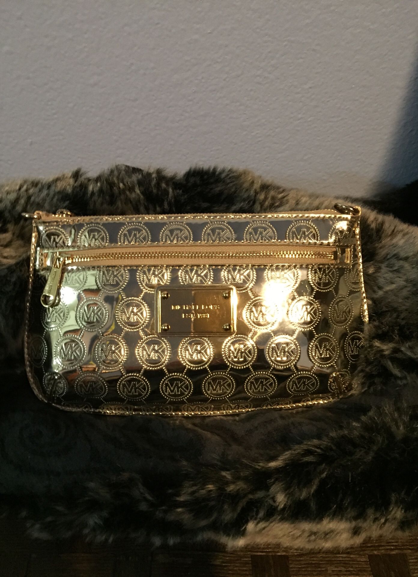 WALLET BY MICHAEL KORS