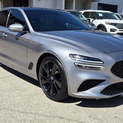 2023 Genesis G70