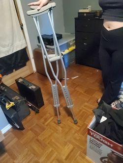 Crutches 5,2 To 5.10