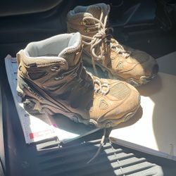 Ankle Supportive Women’s Hiking Boots