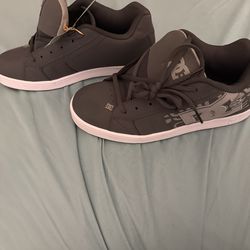 DC Net Low Top Men’s Skate Sneakers