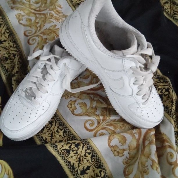 White Air FORCE Ones