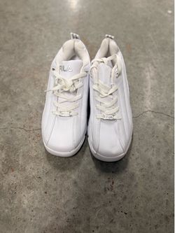 FILA leverage white shoes
