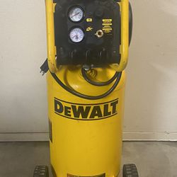 DeWalt Compressor 