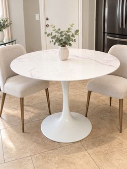 Modern White Marble Tulip Dining Table (TABLE ONLY)