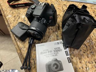 Canon EOS Rebel T6 digital camera with accesories