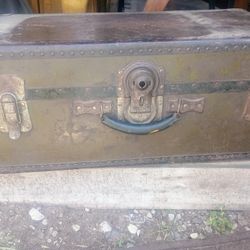 Vintage Chest