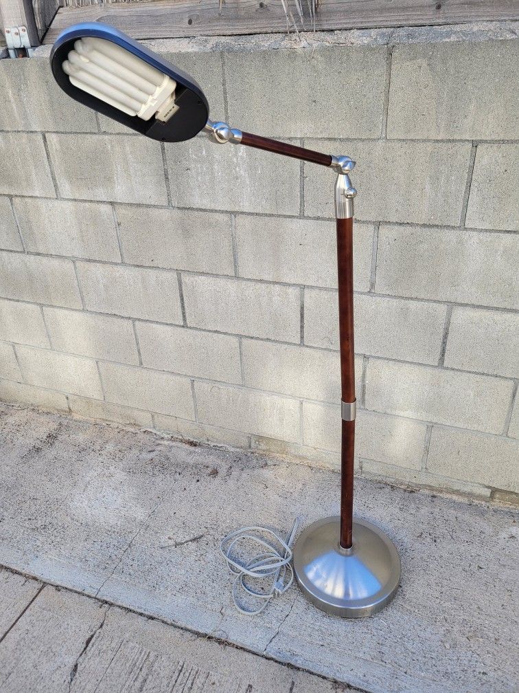 Sharper Image Standing Floor Lamp Home decor