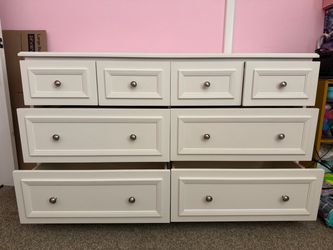 White 8-Drawer Double Dresser